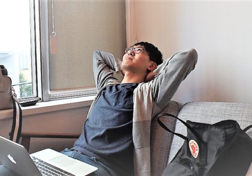 テレワーク、場所・時間にとらわれない働き方を解説!
